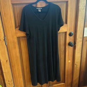 Prairie Underground Short Sleeve V-neck T-shirt Dress